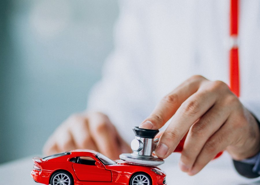 Warren Car Insurance auto insurance in Solana Beach, CA (2)